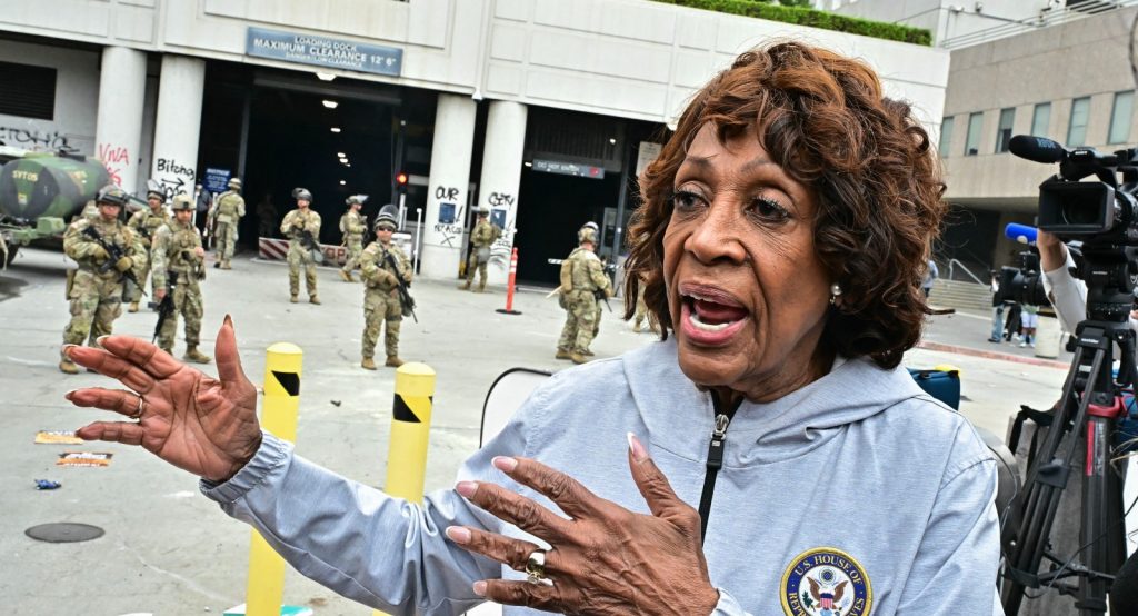 Maxine-Waters-1