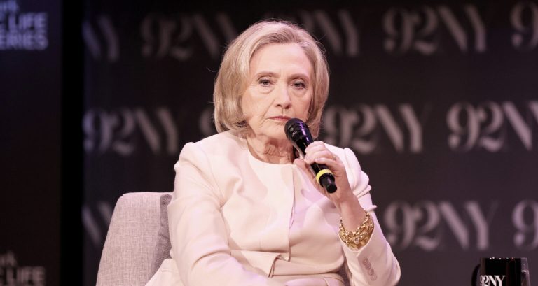 Clinton-1536x818